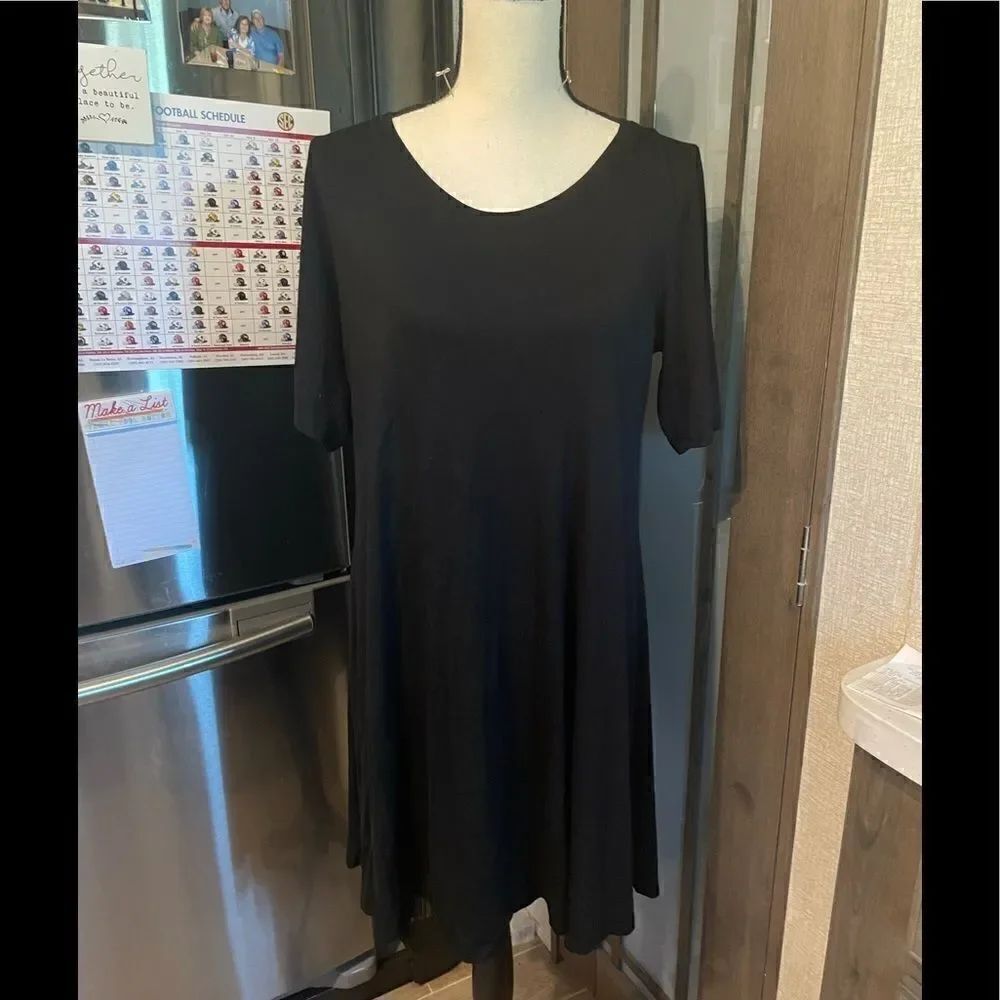 Cupio Petite Black Dress